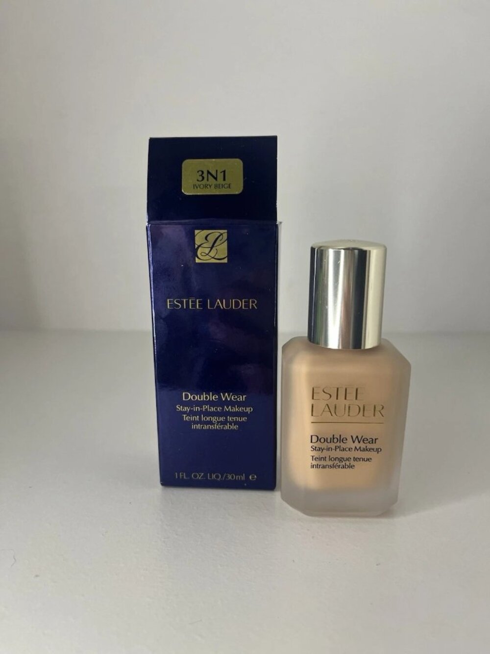 Estee Lauder Double Wear Stay-in-Place Foundation 3N1 Ivory Beige 1 oz.